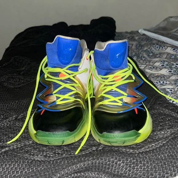 Kyrie 5 “Rokit” - Picture 3 of 3
